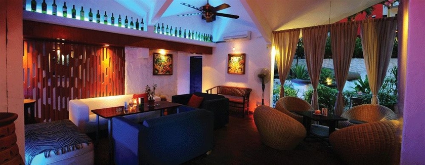 Imagen del bar/restaurante del Hotel Oyo 161 Lodge Paradize. Foto 3