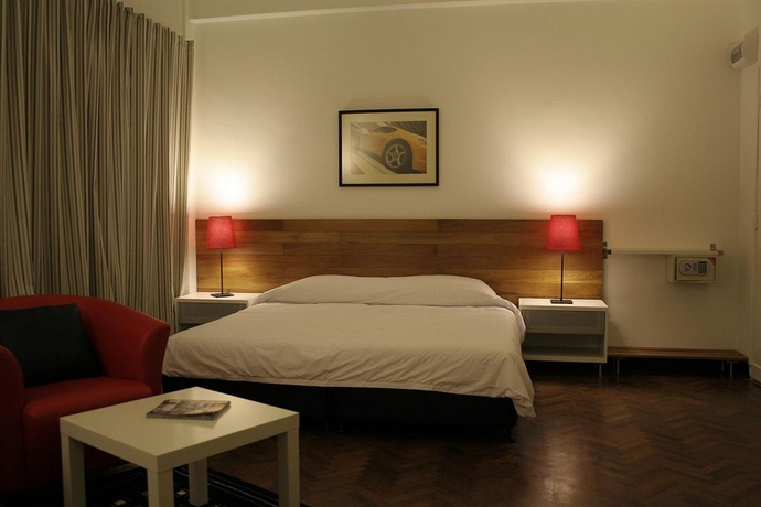 Imagen de la habitación del Hotel Oyo 161 Lodge Paradize. Foto 6