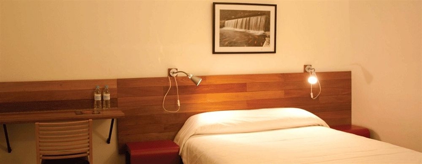 Imagen de la habitación del Hotel Oyo 161 Lodge Paradize. Foto 10