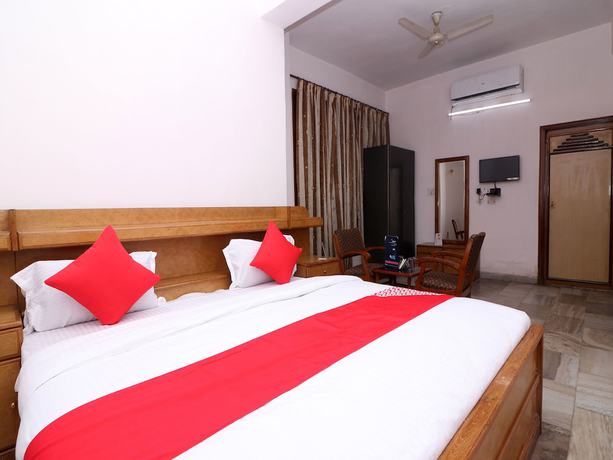 Imagen de la habitación del Hotel Oyo 16112 Uruvela International. Foto 3