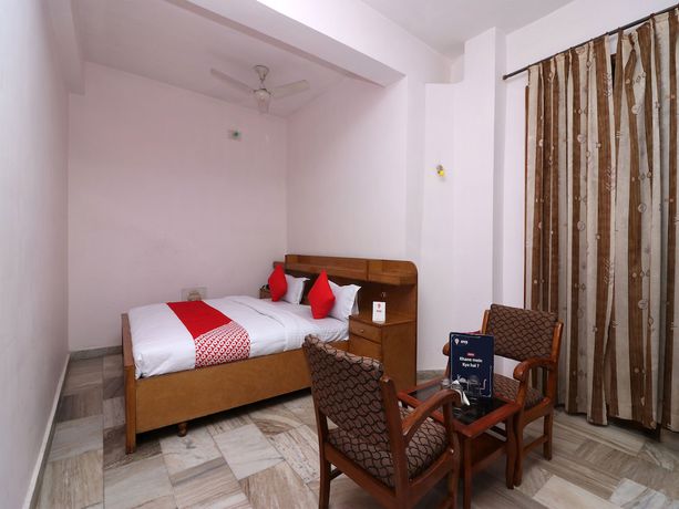 Imagen de la habitación del Hotel Oyo 16112 Uruvela International. Foto 4