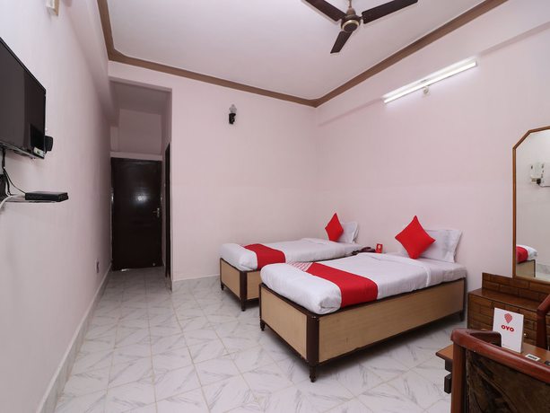 Imagen de la habitación del Hotel Oyo 16112 Uruvela International. Foto 9