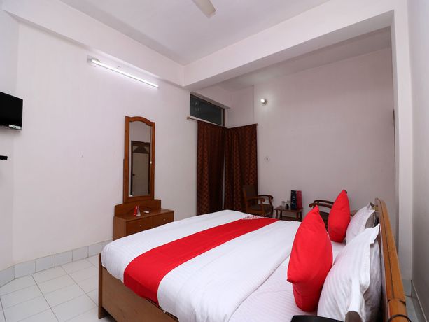 Imagen de la habitación del Hotel Oyo 16112 Uruvela International. Foto 10