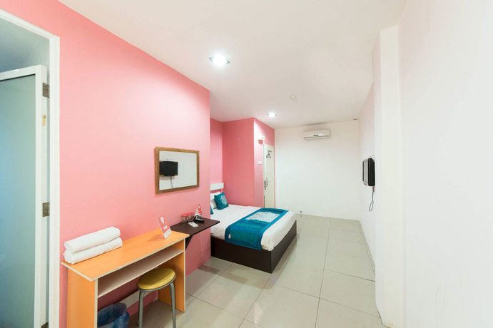 Imagen de los interiores del Hotel Oyo 162 Fb. Foto 14