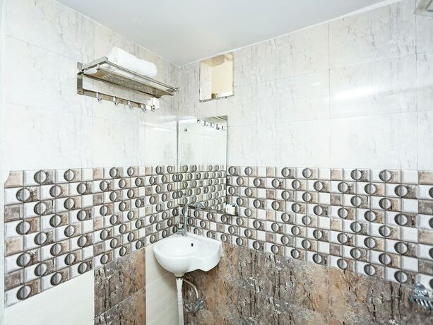Imagen general del Hotel Oyo 16472 Shree Balram International. Foto 9