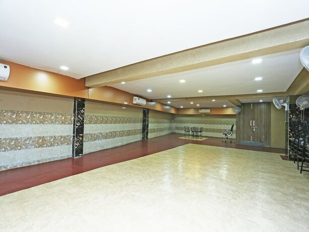 Imagen general del Hotel Oyo 16472 Shree Balram International. Foto 11
