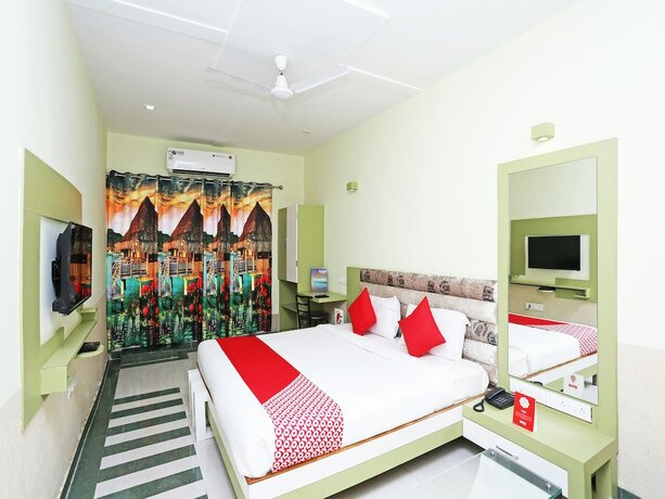 Imagen de la habitación del Hotel Oyo 16472 Shree Balram International. Foto 21