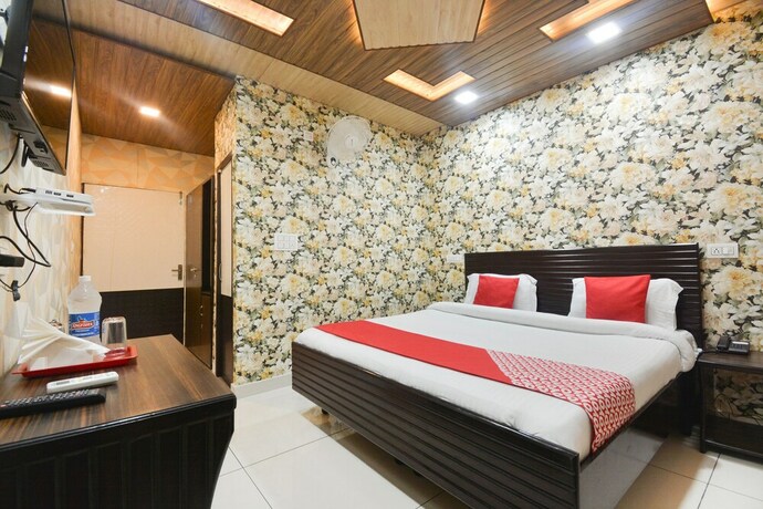 Imagen de la habitación del Hotel Oyo 16515 Bombay Residency. Foto 23