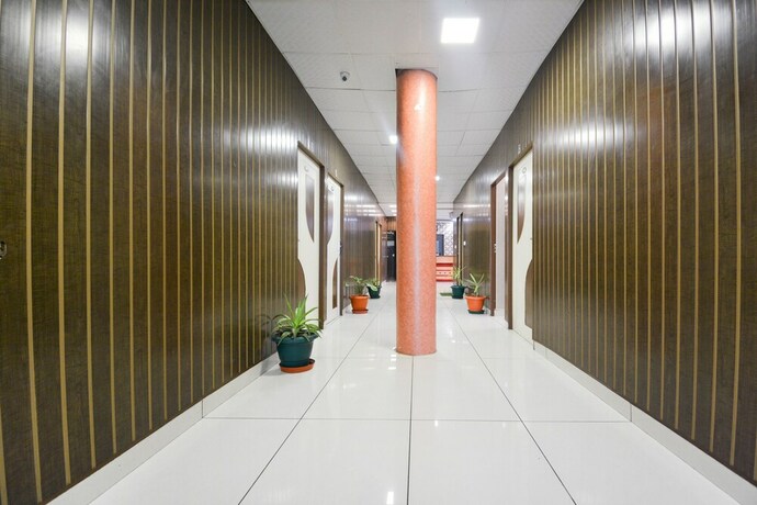 Imagen de los interiores del Hotel Oyo 16515 Bombay Residency. Foto 32