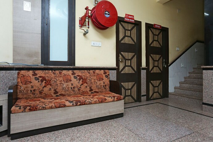 Imagen de los interiores del Hotel Oyo 16782 Shree Ganesh and Restaurant. Foto 20