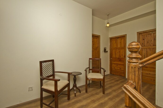 Imagen de los interiores del Hotel Oyo 1706 The Alpine Heritage Residency. Foto 19