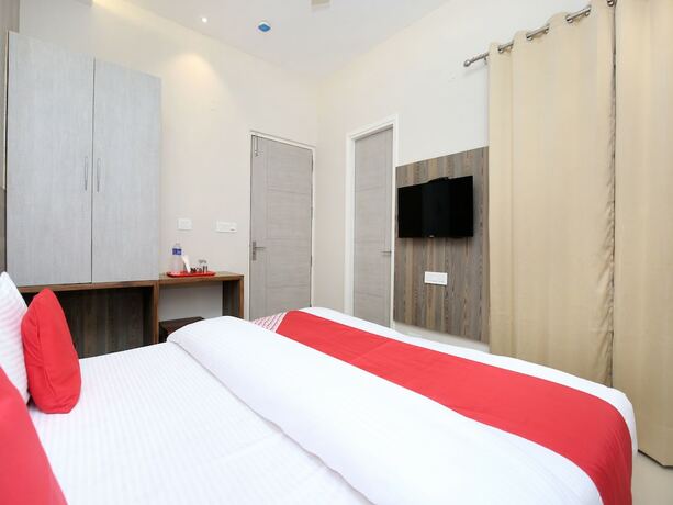 Imagen general del Hotel Oyo 17199 Clg Grand. Foto 16