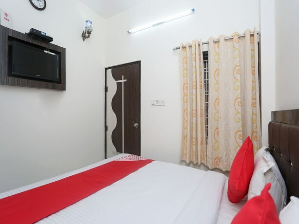 Imagen de la habitación del Hotel Oyo 18301 A-one. Foto 18