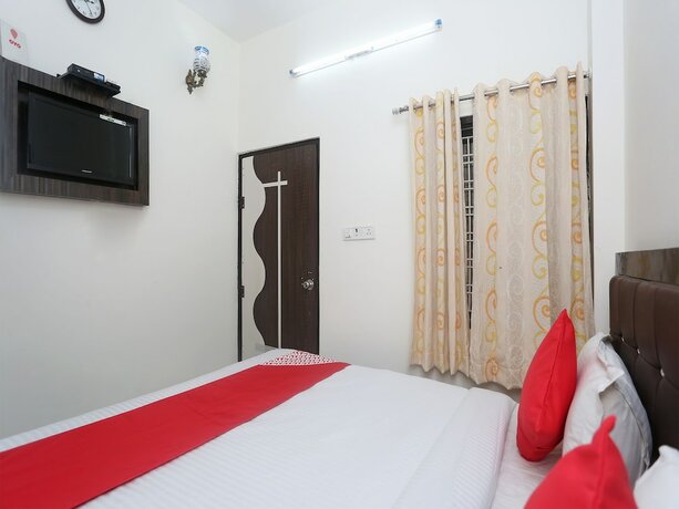 Imagen de la habitación del Hotel Oyo 18301 A-one. Foto 29