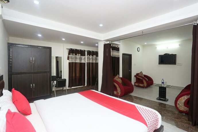 Imagen de la habitación del Hotel Oyo 18301 A-one. Foto 34