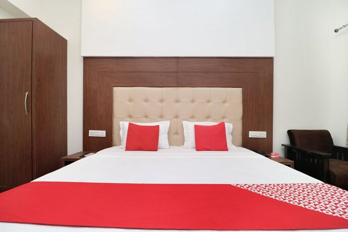 Imagen de la habitación del Hotel Oyo 18504 Safari. Foto 22
