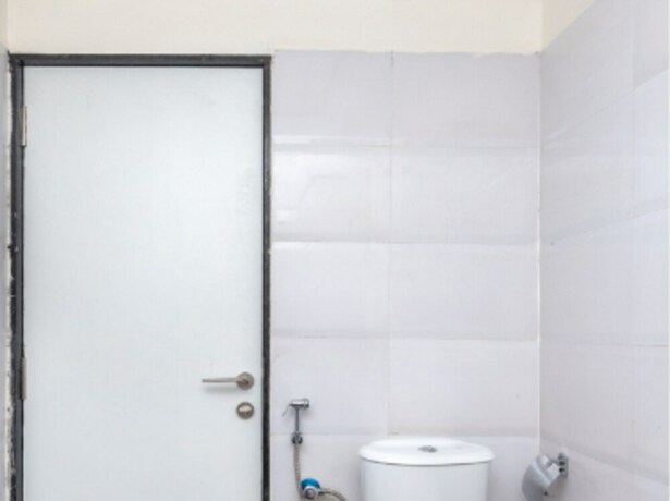 Imagen de la habitación del Hotel Oyo 18504 Safari. Foto 24
