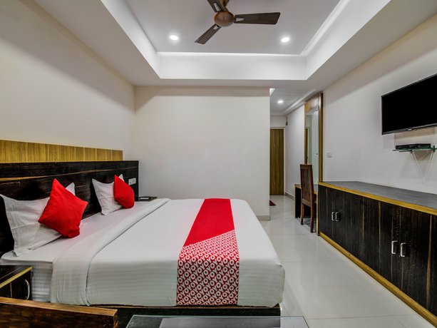 Imagen de la habitación del Hotel Oyo 18542 Petals Inn. Foto 13