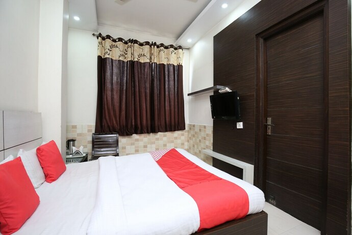Imagen de la habitación del Hotel Oyo 18599 Rc Residency. Foto 30