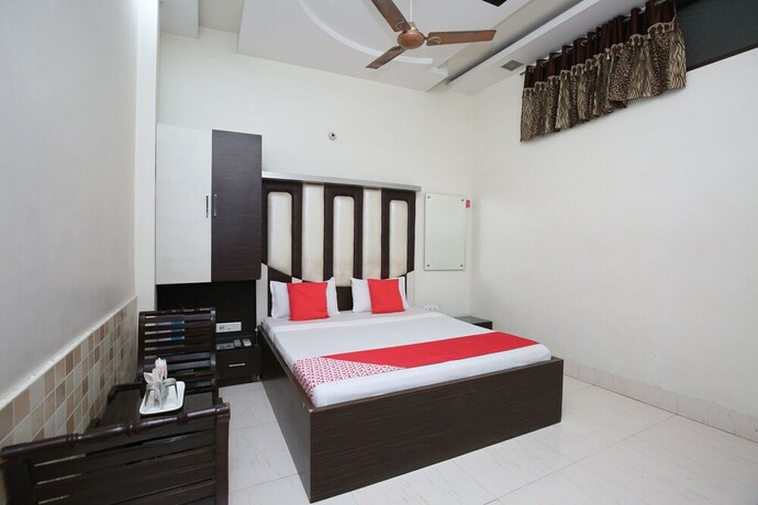 Imagen de la habitación del Hotel Oyo 18599 Rc Residency. Foto 32