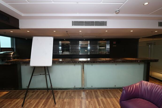 Imagen general del Hotel Oyo 19296 Joy Inn and Suites. Foto 9