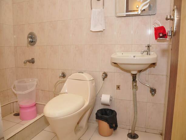 Imagen de la habitación del Hotel Oyo 2130 Hk Continental. Foto 3
