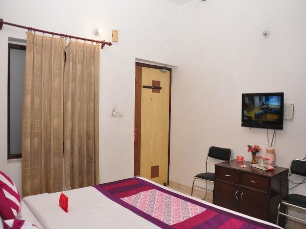 Imagen de la habitación del Hotel Oyo 2130 Hk Continental. Foto 13
