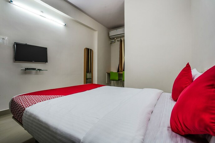 Imagen de la habitación del Hotel Oyo 22074 Siri Elite. Foto 17