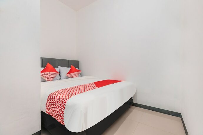 Imagen de la habitación del Hotel Oyo 2223 Jandb Room Utan Kayu. Foto 20