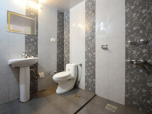 Imagen de la habitación del Hotel Oyo 22242 Maa Rudrani Resort. Foto 31
