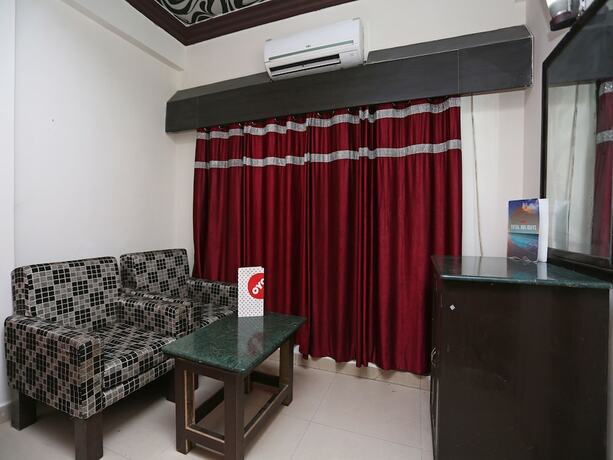 Imagen general del Hotel Oyo 22507 Anjuman. Foto 10
