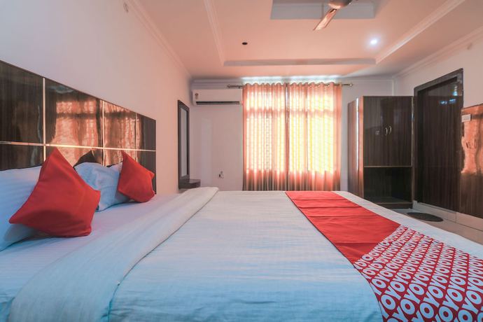 Imagen de la habitación del Hotel Oyo 23304 Shiva. Foto 10