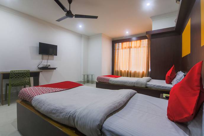 Imagen de la habitación del Hotel Oyo 23304 Shiva. Foto 12
