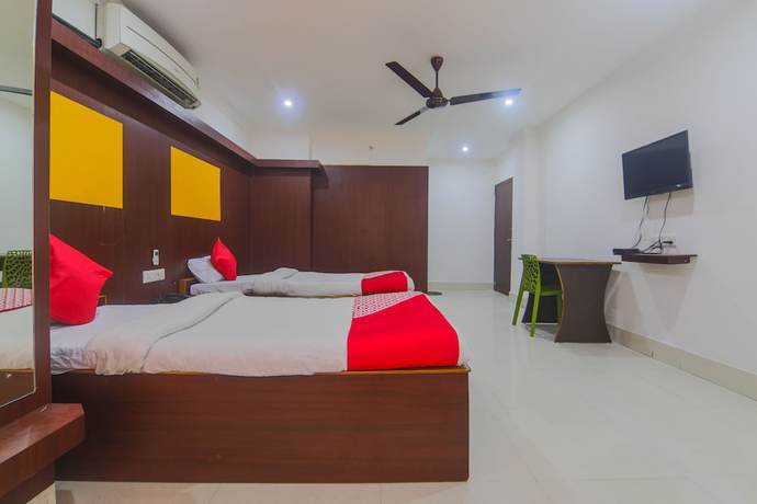 Imagen de la habitación del Hotel Oyo 23304 Shiva. Foto 14