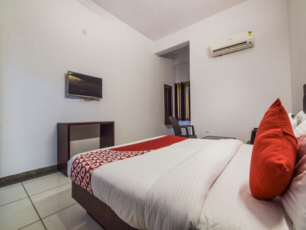 Imagen de la habitación del Hotel Oyo 23381 Sagar Ratna. Foto 30