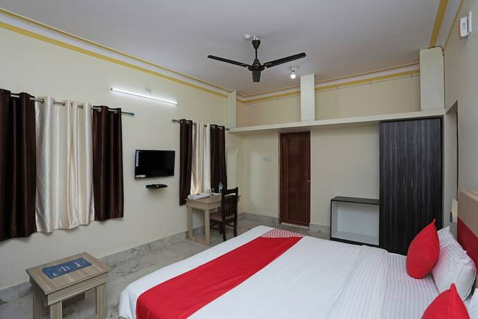 Imagen de la habitación del Hotel Oyo 23382 Sai Gourav Residence. Foto 8