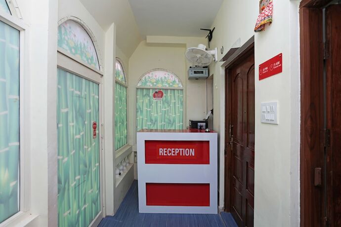 Imagen de los interiores del Hotel Oyo 23382 Sai Gourav Residence. Foto 19