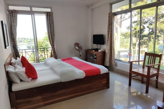 Imagen de la habitación del Hotel Oyo 2402 Highwinds. Foto 15