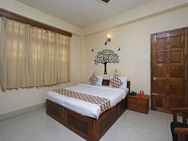Imagen de la habitación del Hotel Oyo 2402 Highwinds. Foto 17