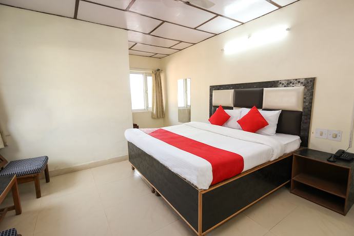 Imagen de la habitación del Hotel Oyo 24525 Country Lodge. Foto 10