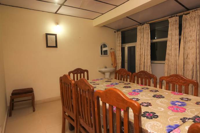 Imagen del bar/restaurante del Hotel Oyo 24525 Country Lodge. Foto 2