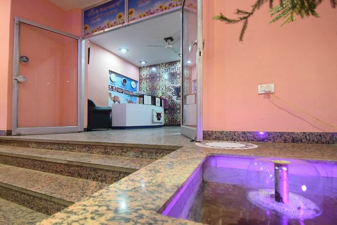 Imagen de los interiores del Hotel Oyo 24936 C-9. Foto 18