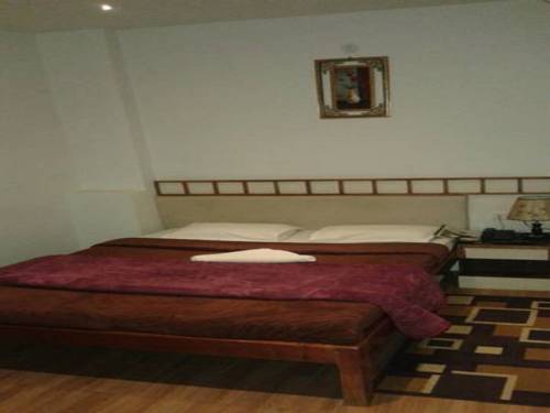 Imagen de la habitación del Hotel Oyo 2747 Shaurya Inn. Foto 3