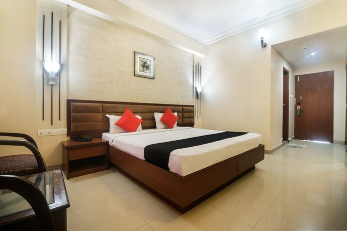 Imagen de la habitación del Hotel Oyo 2921 Nakshatra. Foto 4