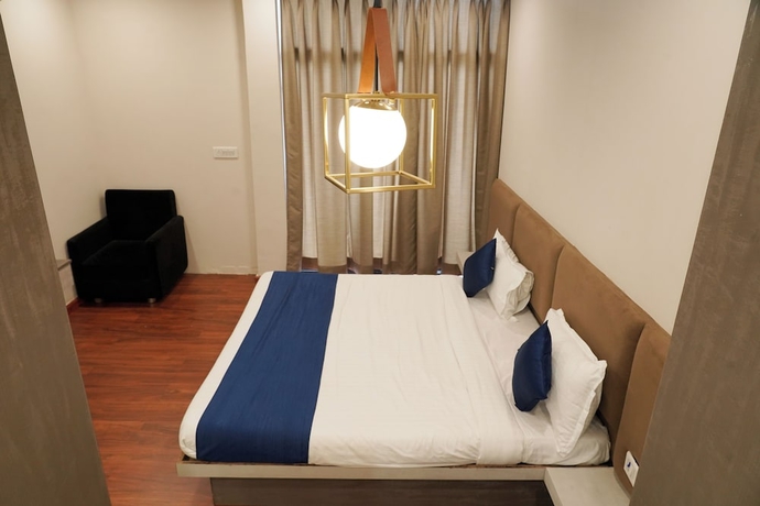 Imagen de la habitación del Hotel Oyo 2942 Suryodaya. Foto 3