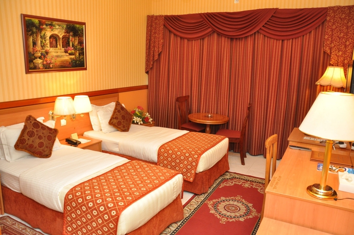 Imagen de la habitación del Hotel Oyo 297 California. Foto 11