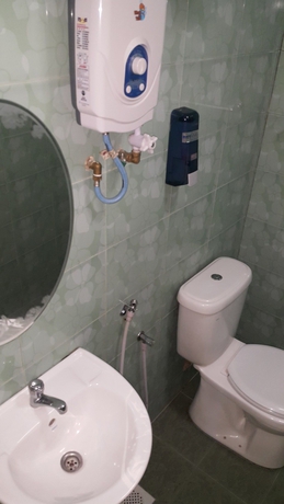 Imagen de la habitación del Hotel Oyo 301 River Inn. Foto 2