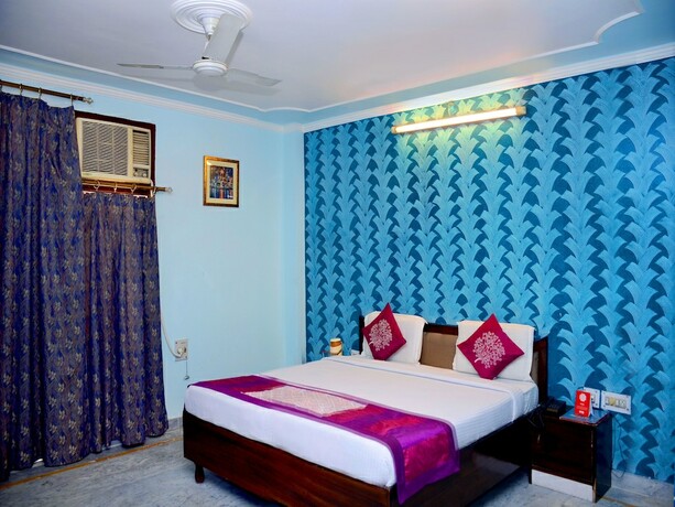 Imagen de la habitación del Hotel Oyo 3071 Kamesh Hut. Foto 18