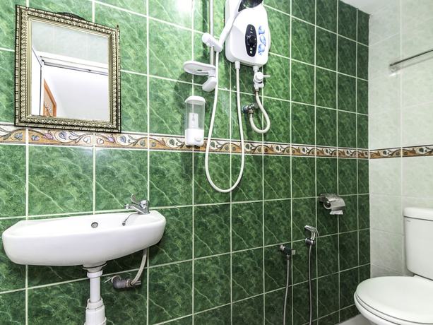Imagen de la habitación del Hotel Oyo 321 D'elegant. Foto 11