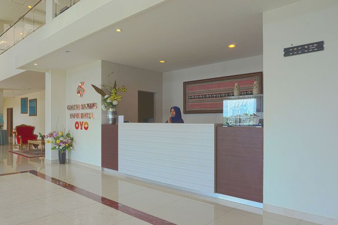 Imagen de los interiores del Hotel Oyo 3269 Grand Sayang Park Makass. Foto 14
